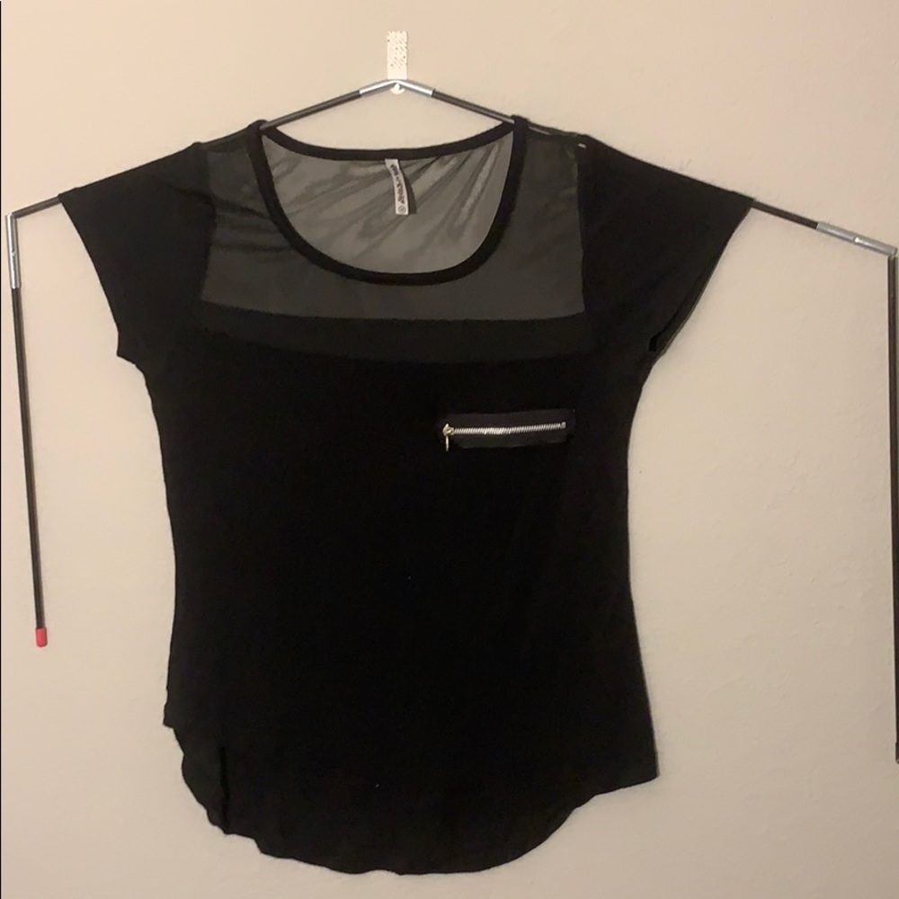 🖤🖤🖤 Casual Black Tee Shirt with Zipper 🖤🖤🖤